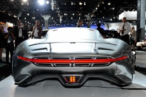 Mercedes-Benz-AMG-Vision-Gran-Turismo-Concept-rear-profile